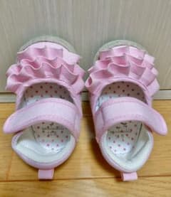 フリル付♫ かわいいキッズシューズのサムネイル