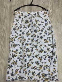 MACKINTOSH PHILOSOPHY 花柄フレアスカート 36のサムネイル