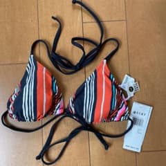 新品タグ付き Roxy ビキニトップ Sのサムネイル