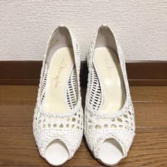 銀座かねまつ　ホワイト　編み込みハイヒール　24cmのサムネイル