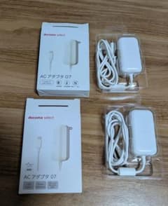 中古品 ドコモ純正品 2個セット】ACアダプタ07 - メルカリ