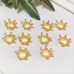 ♡立体　王冠パーツ♡クラウン  ゴールド♡10個　セットのサムネイル