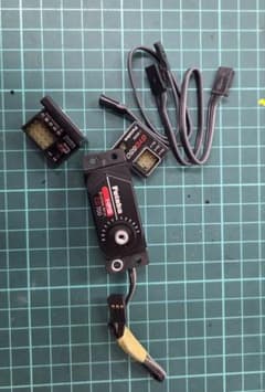 FUTABA CD-700 GYD550 サーボ＆ジャイロセット Futaba HPS-CD700 GYD550 r404sbs-e セット - メルカリ