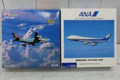 飛行機模型２機セット　JAL&ANA 1:500scale　A10506 飛行機模型2機セット JAL&ANA 1:500scale A10506 - メルカリ