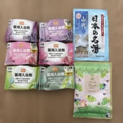 入浴剤　炭酸ガスの固形6個➕粉タイプ２袋のサムネイル