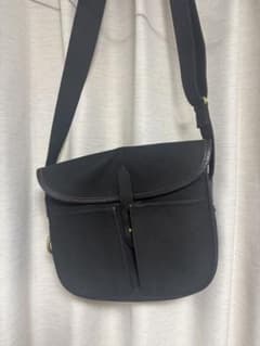 Brady | STOUR ブラック キャンバス ショルダーバッグのサムネイル