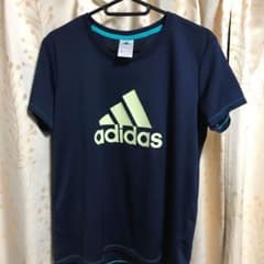 adidas アディダス Tシャツ^_^値下げしましたのサムネイル