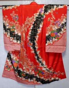 RK548子供着物7歳前後用着丈132センチ裄丈52センチ正絹綺麗美品 - メルカリ