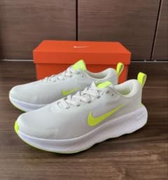 【新品未使用】NIKE ナイキ プロミナ 27.0㎝のサムネイル