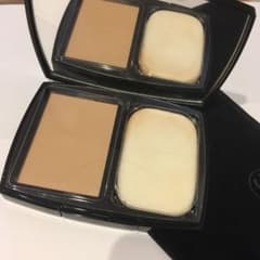 CHANEL シャネル ファンデーションのサムネイル