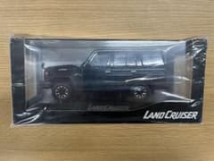 ランドクルーザー70 ブラック　ミニカーのサムネイル