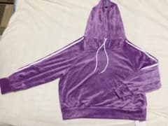 【新品未使用タグ付き】GRL⭐️パーカーのサムネイル