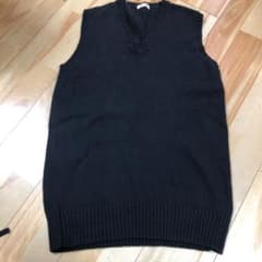 新品　ニットベストのサムネイル