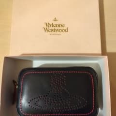 【激レア】Vivienne Westwood レザーパンチ　シガレットケースのサムネイル
