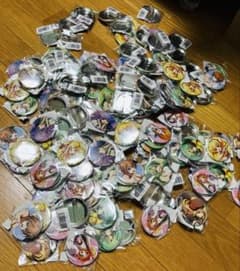 新品 ひぐらし くじ 缶バッジ 154点 まとめ売り 大量 梨花 レナ 詩音