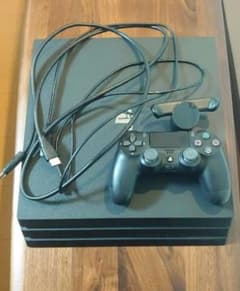 PlayStation®4 Pro ジェット・ブラック 1TB CUH-700…のサムネイル