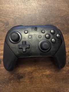 【中古】Nintendo Switch プロコン(ブラック)のサムネイル