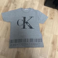 Tシャツのサムネイル