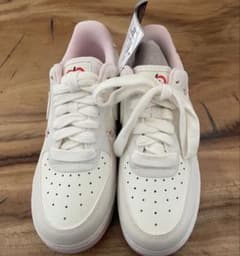 氷*︎様 NIKE ウィメンズシューズエアフォースワン(HV5992-111)のサムネイル