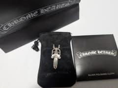 正規品 CHROME HEARTS ダガーヘアバンド クリーナー付き - メルカリ