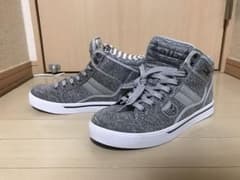 ハイカットスニーカーのサムネイル