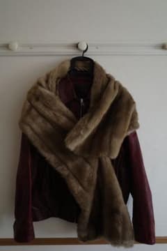 BEAMS別注】LAVENHAM / BUTTON QUILT SCARF | Shop at Mercari from