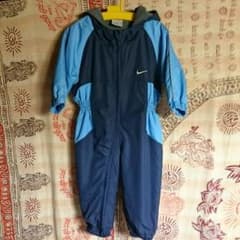 お値下げ中  ナイキ  防寒着  サイズ75～85のサムネイル