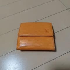LOUIS VUITTON エピ 三つ折り財布 オレンジのサムネイル