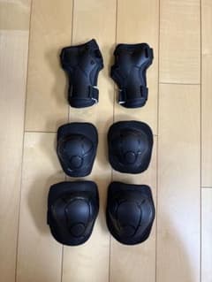 キッズ用 自転車　プロテクター 6点セット ブラック　Ｓサイズ　２〜４歳のサムネイル