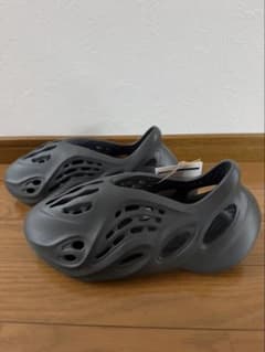 26.5cm adidas YEEZY FOAM RUNNER Carbonのサムネイル