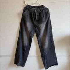 kutir タックワイドデニムパンツのサムネイル