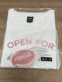 コカコーラ × ビームス　Tシャツ　M新品未使用　非売品のサムネイル