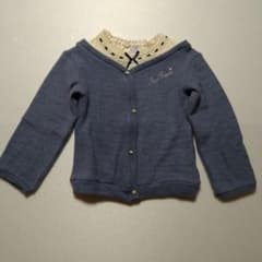 女の子　セーターのサムネイル