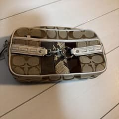 Coach ベージュ ウエストポーチのサムネイル