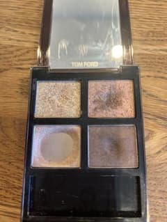 TOM FORD アイカラークォード アイシャドウパレット　ゴールデンミンクのサムネイル