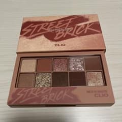 CLIO STREET BRICK アイシャドウパレット 04のサムネイル