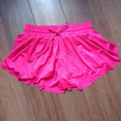 ショートパンツ スコート　新品のサムネイル