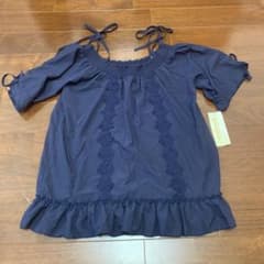 【新品タグ付き】紺　ネイビー　リボン　花柄　トップス  ブラウスのサムネイル