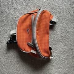 NIKE ボディバッグ ウエストポーチ オレンジ リップストップのサムネイル