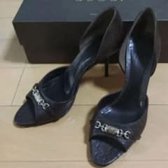 未使用　GUCCI オープントゥ　パンプス　サイズ37 24.5㎝のサムネイル
