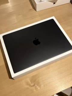 MacBook Pro 14インチ 2024 M4Pro 1T 24GBのサムネイル