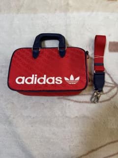 adidasミニボストンバッグ ショルダーバッグ 2way レッド 早い者勝ち 