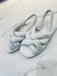 PRADA ナッパレザーサンダル ホワイト36.5 - メルカリ