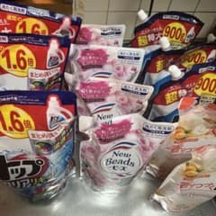 12点商品まとめて売ります，時間限定セール洗剤 & New Beadsのサムネイル