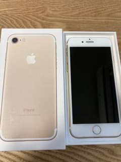 ［値下げしました］iPhone 7 Gold 128 GB SIMフリーのサムネイル