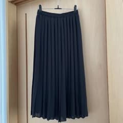 【美品】UNIQLO黒　プリーツ　ミディ丈　スカート　ユニクロ