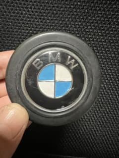 ☆ モモ　純正　BMW ステアリングホーンボタン　当時物　☆のサムネイル