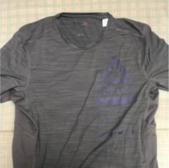 【Yoichi Yamamoto 様専用】リーボック Tシャツのサムネイル