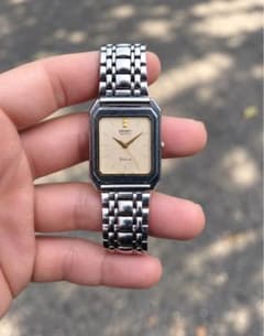 SEIKO Dolce クォーツ 腕時計のサムネイル
