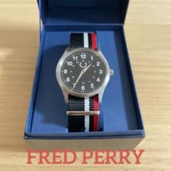 新品]FRED PERRY フレッドペリー WRIST WATCH 腕時計 紺 - メルカリ